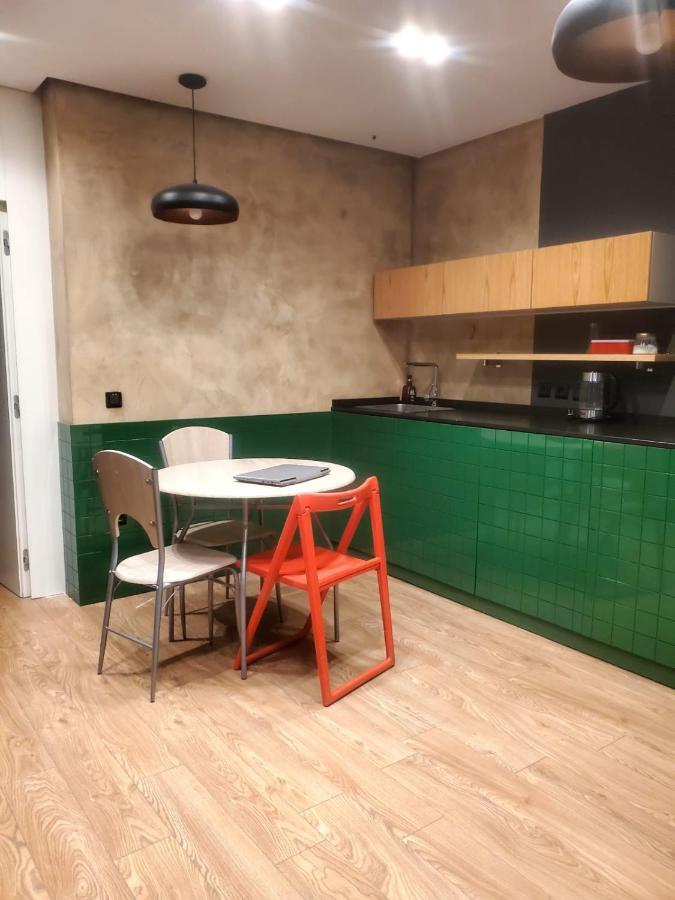 Remarkable Apartment Тирана Экстерьер фото