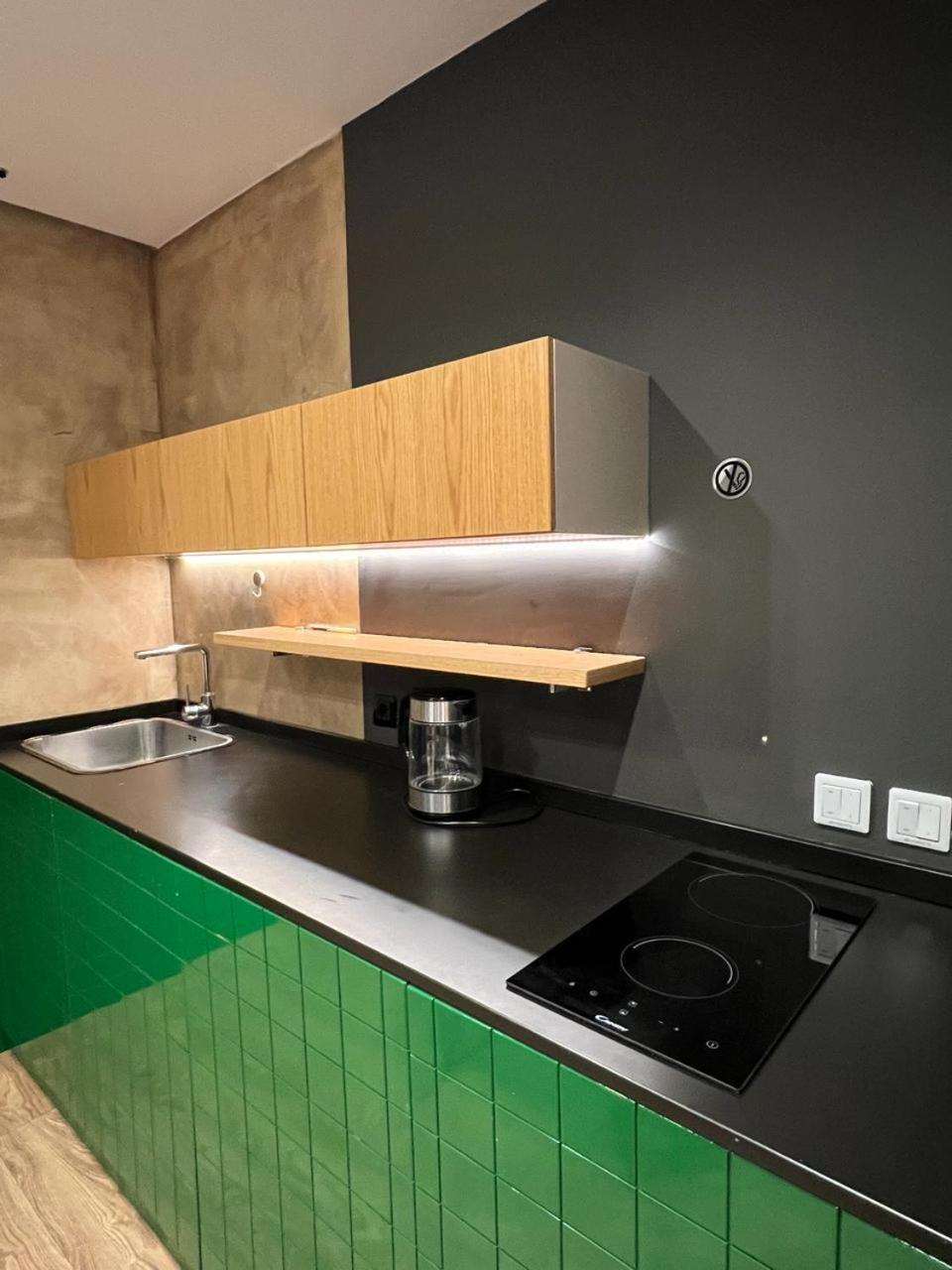 Remarkable Apartment Тирана Экстерьер фото