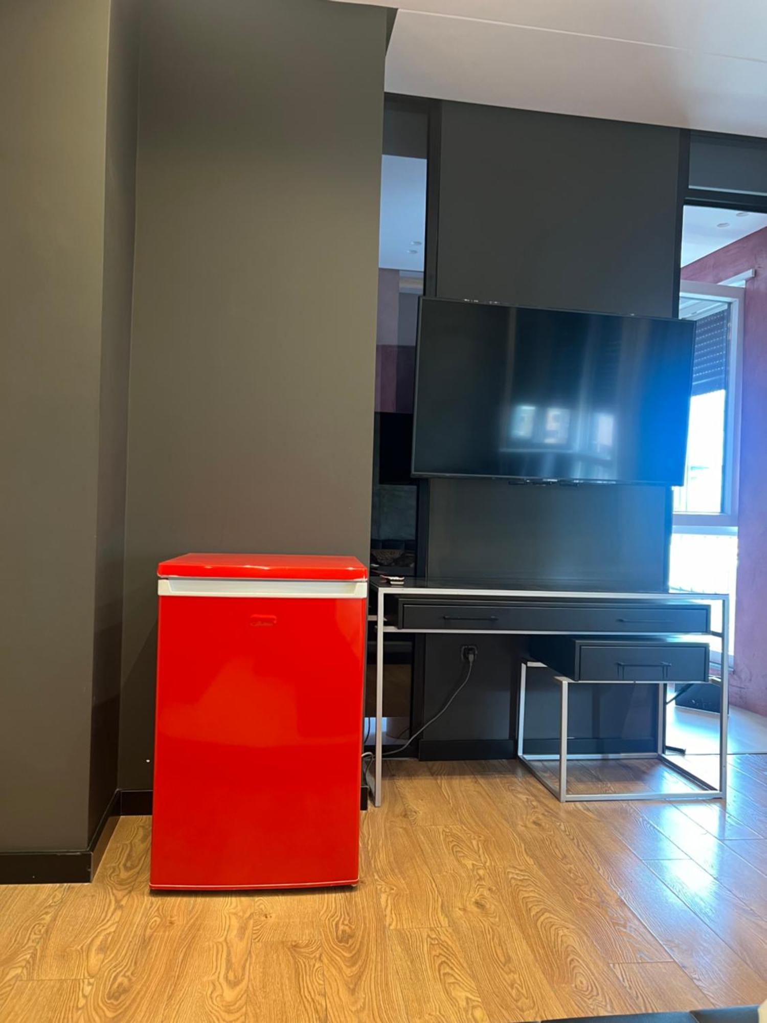Remarkable Apartment Тирана Экстерьер фото